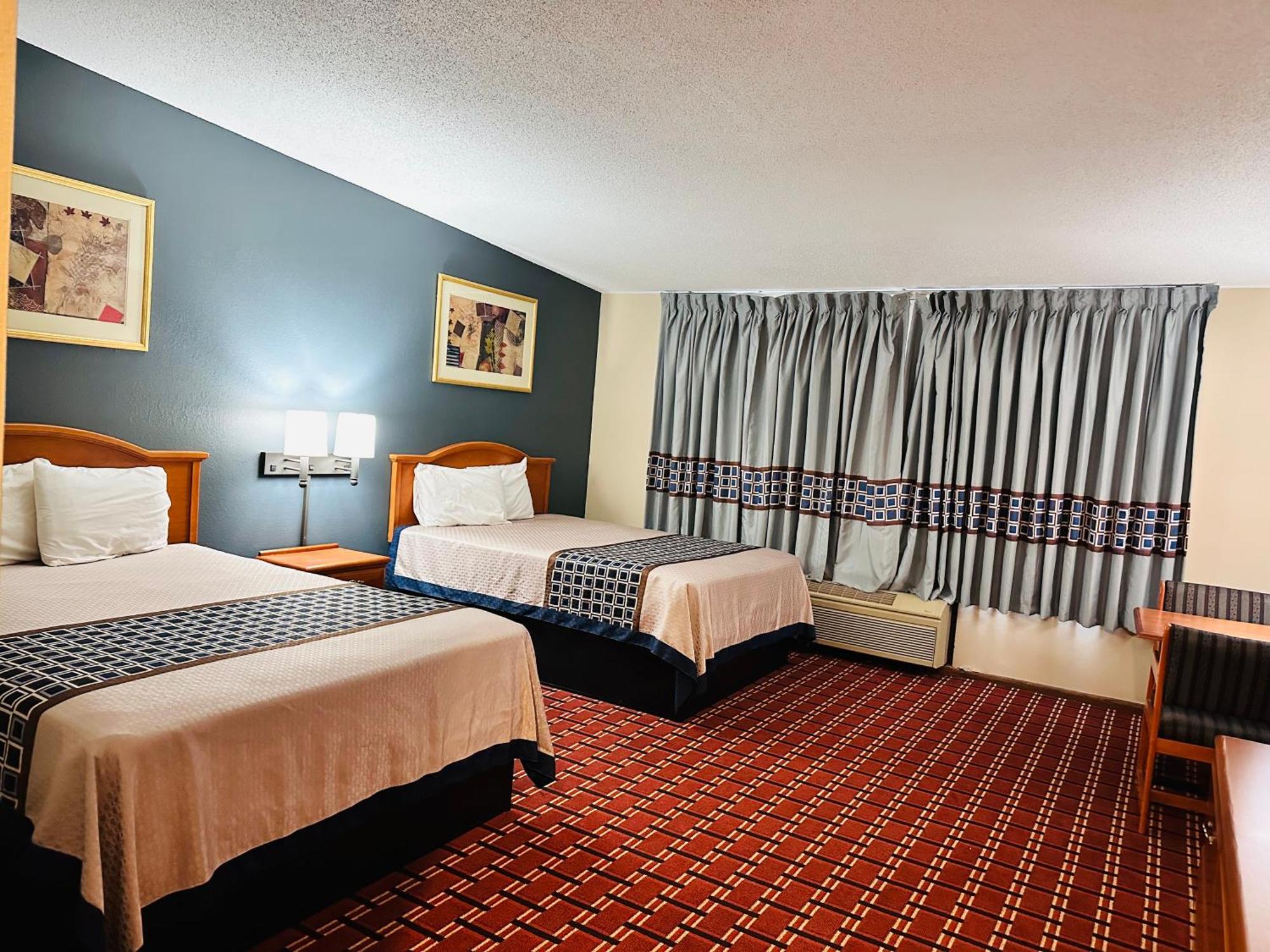 Regency Inn Hudson Bagian luar foto