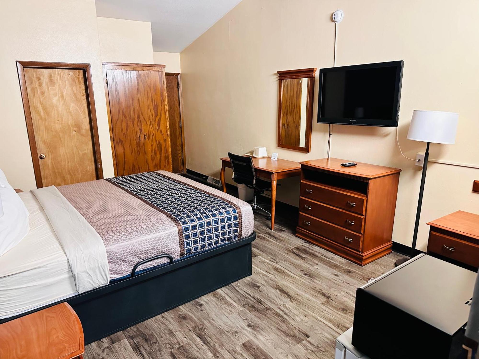 Regency Inn Hudson Bagian luar foto